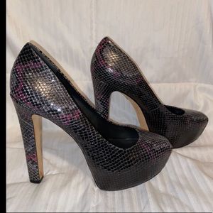 B Brian Atwood Savita Snakeskin Pump